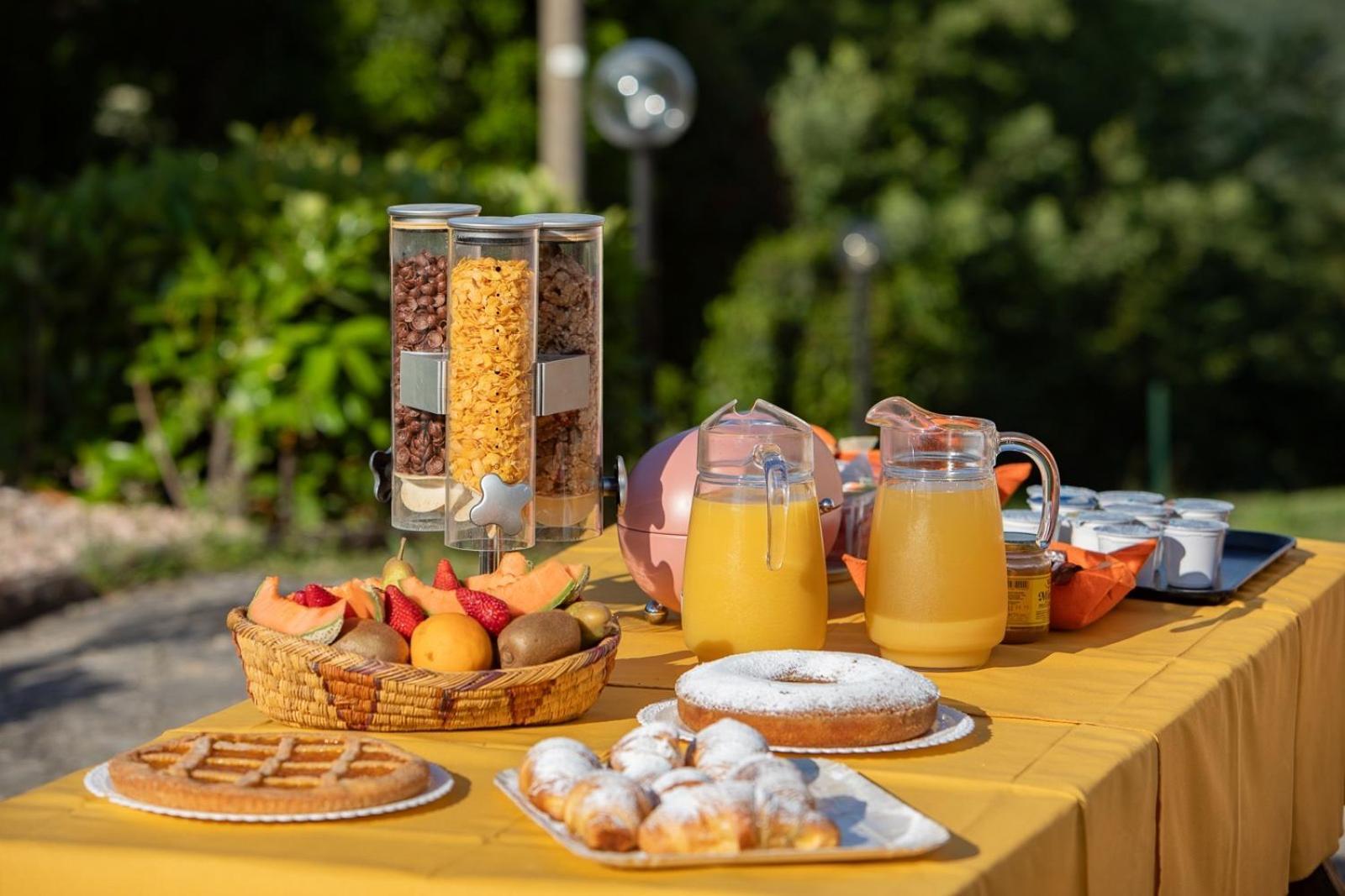 Agriturismo Podere Acqualoreto ภายนอก รูปภาพ